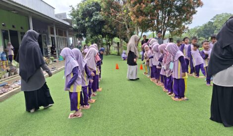 Awal Perjalanan Panjang: Menapaki Pendidikan Berbasis Fitrah di SD ADZKIA