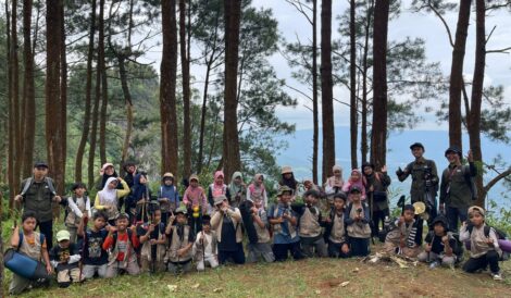 Sabar di Setiap Langkah, Syukur di Setiap Puncak: Menapaki Pendidikan Fitrah Lewat Trecking Gunung Lawe