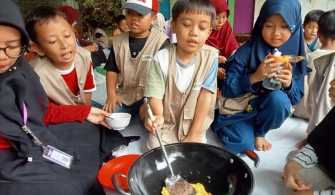 Sekolah Fitrah dan Pembelajaran Hidup: Basic Fun Cooking di Adzkia Banjarnegara